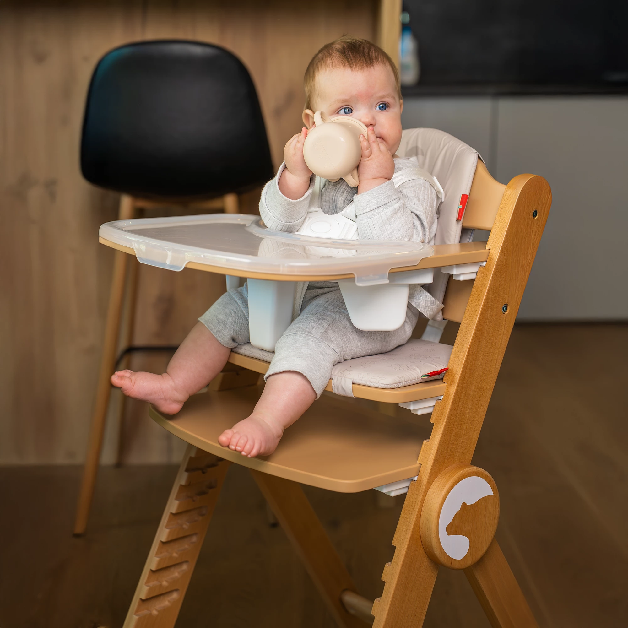 image-text-and-photo